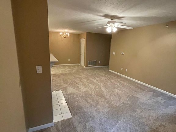 2nd image of 14708 Lenox Dr
