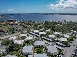 1510 NE 12th Ter APT E2, Jensen Beach, FL 34957