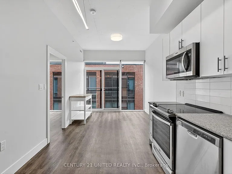 475 George St N #416 — Photo 27