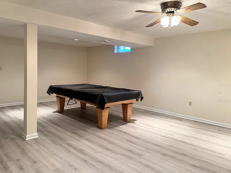 9414 Vernon Dr — Photo 47