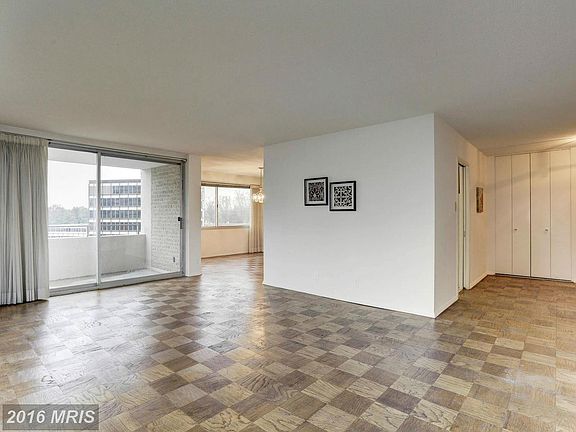 3rd image of 4515 Willard Ave APT 1003S