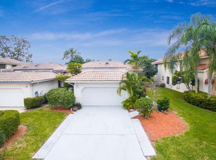 8730 Via Reale, Boca Raton, FL 33496