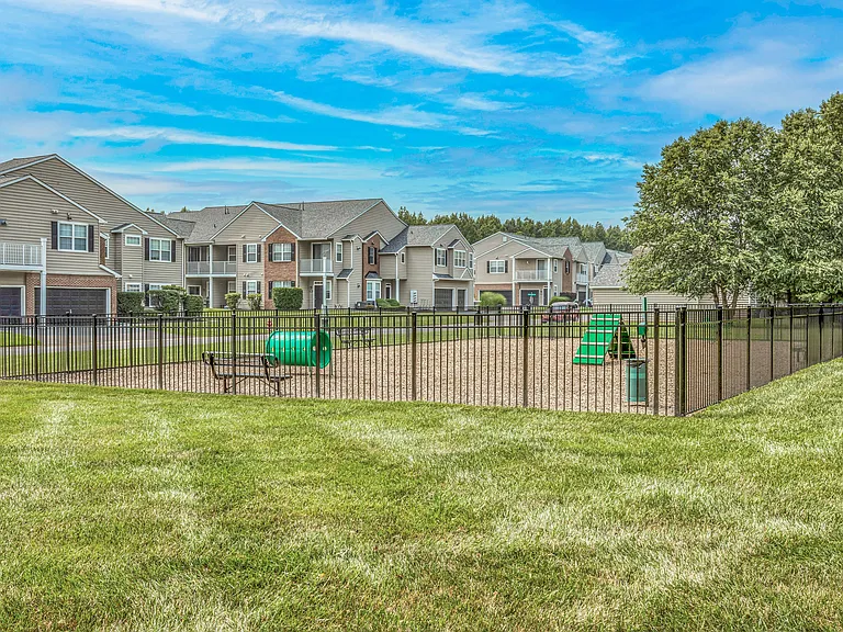 Pine Valley — Photo 15