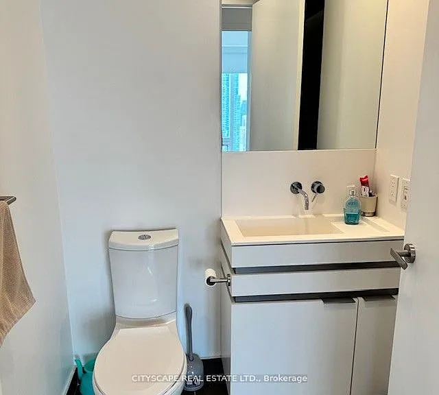 197 Yonge St #4402 — Photo 14