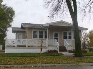 303 E 15th St, Kearney, NE 68847