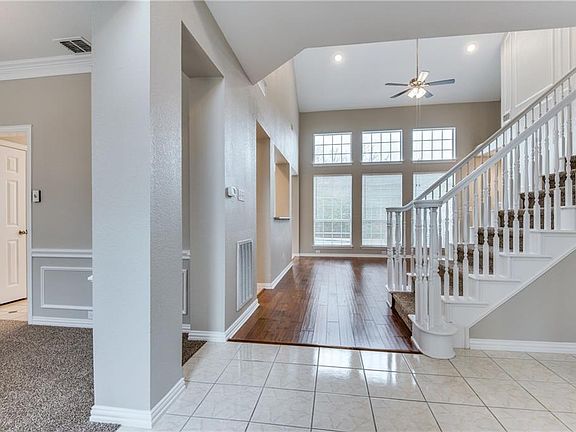 4th image of 1015 Forestwood Ln