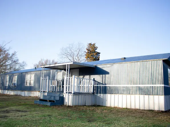 208 S 9th St, Talco, TX 75487