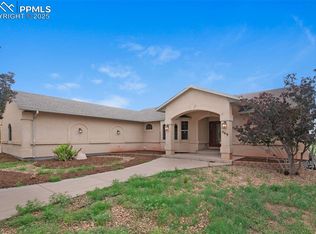 469 E Hahns Peak Ave, Pueblo West, CO 81007