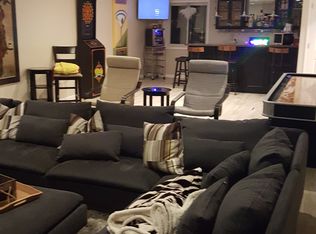 1305 Gleneagle Dr, Indianapolis, IN 46239