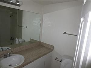 3rd image of 719 N Center St APT 3