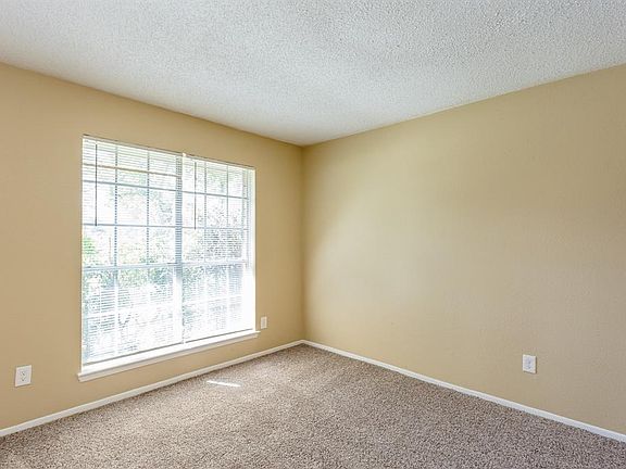 2nd image of 1238 Tiny Tree Dr