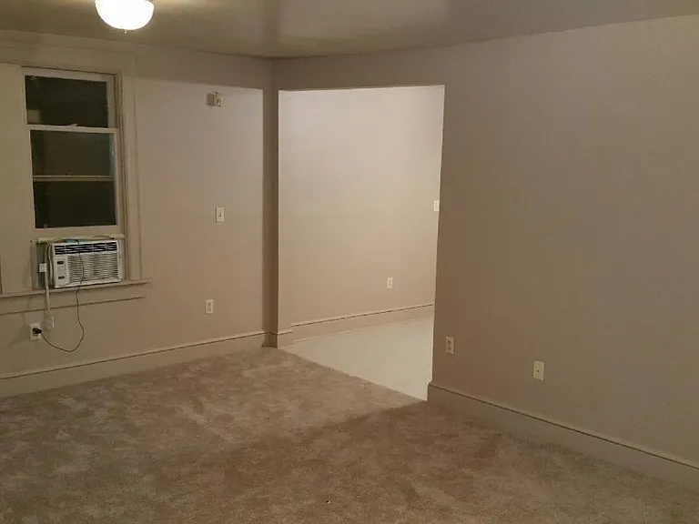 5515 Black St #3 — Photo 3