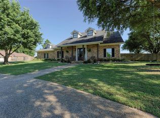 15658 Regian Dr, Lindale, TX 75771