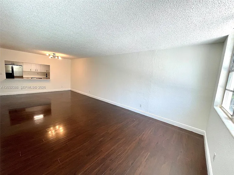 19390 Collins Ave #316 — Photo 9