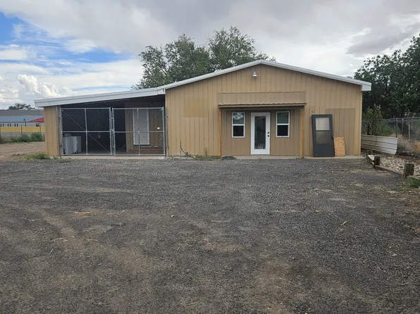 713 River Rd #B, Belen, NM 87002