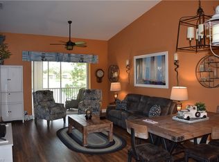 500 Robin Hood Cir UNIT 201, Naples, FL 34104