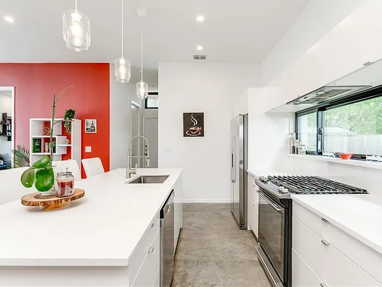 1401 Alegria Rd #B — Photo 10