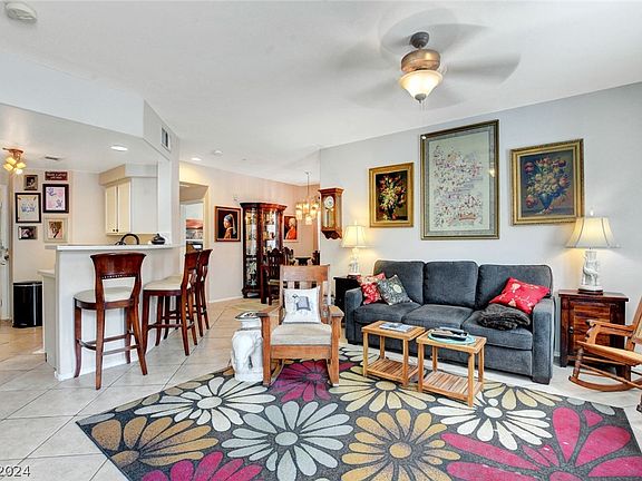 3rd image of 3975 N Hualapai Way Unit 158