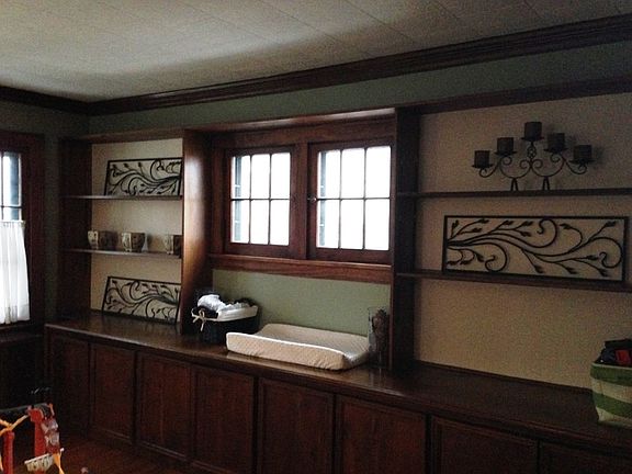 4th image of 327 Greenwood Ave
