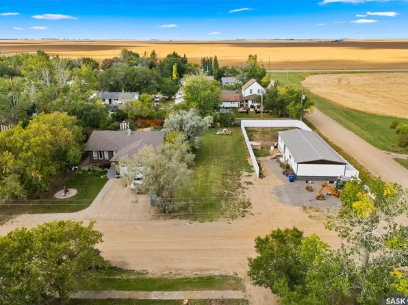104 Elder Street, Pense, SK S0G 3W0