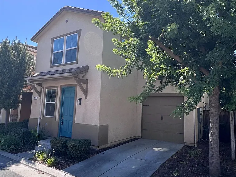 3247 W Reflections Dr — Photo 2