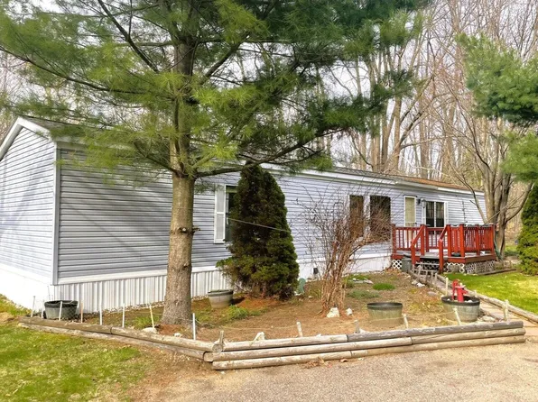 235 Waverly Circle, Colchester, VT 05446