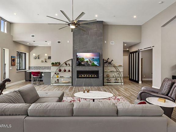 3rd image of 6823 E 6TH Street