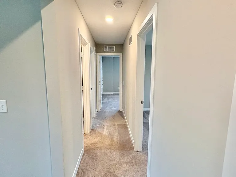 3694 Locust Dr — Photo 25
