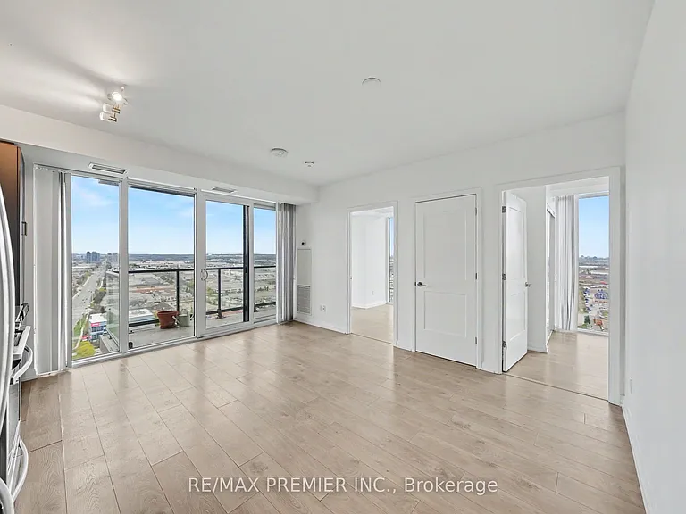 7895 Jane St #3015 — Photo 16