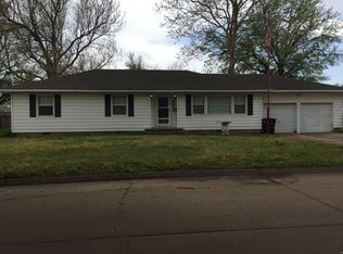 2913 W Longview Dr, Enid, OK 73703