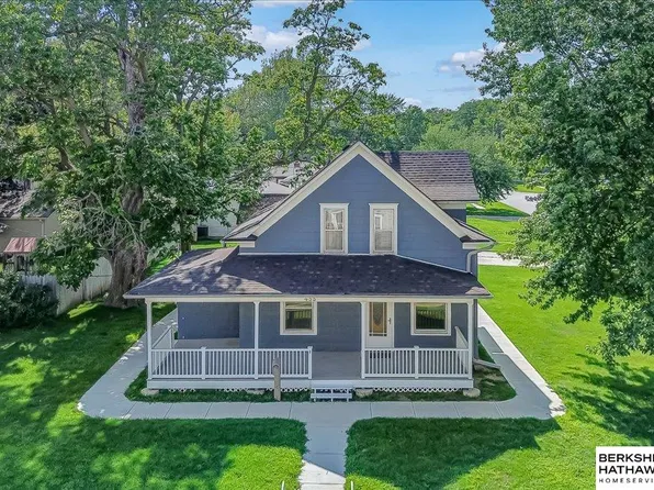 455 N 19th St, Blair, NE 68008