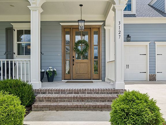 4th image of 3127 Long Branch Cir