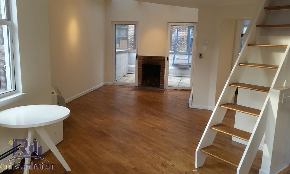 1st image of 135 W 24th St Ph A