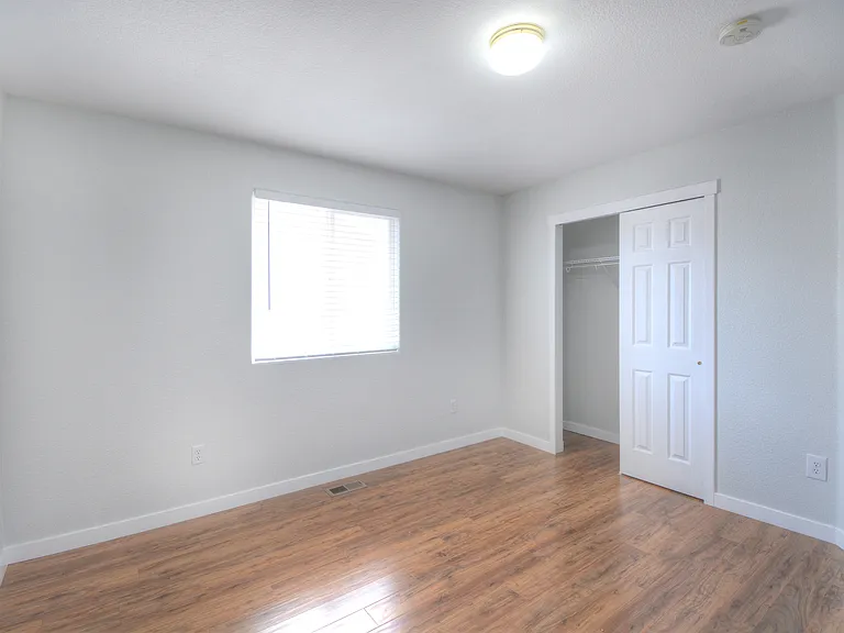1325 Legend Oak Dr — Photo 6