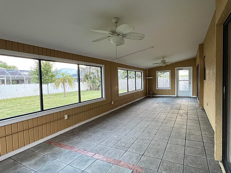 1258 SE McFarlane Ave — Photo 14