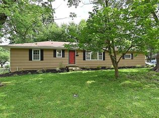 8609 E 84th St, Raytown, MO 64138