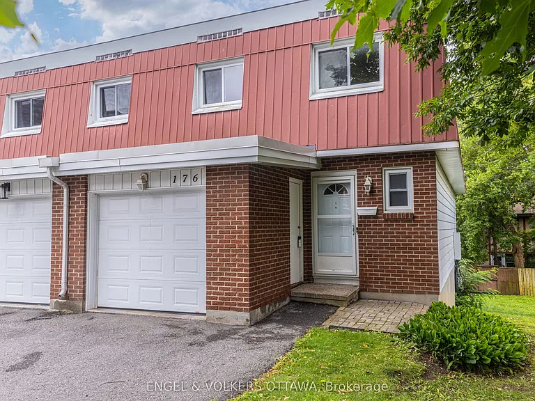 176 Birch Hill Point — Photo 3