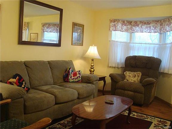 2nd image of 688 Materdie Ln APT A