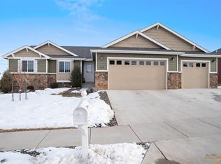 6310 Dunsmore Rd, Rapid City, SD 57702