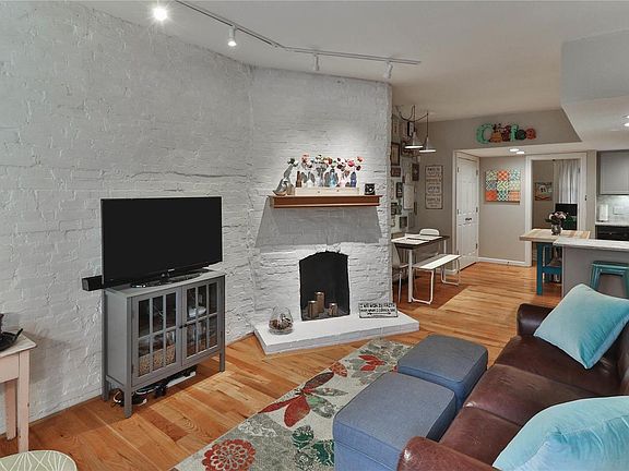 4th image of 30-32 N Boyle Ave