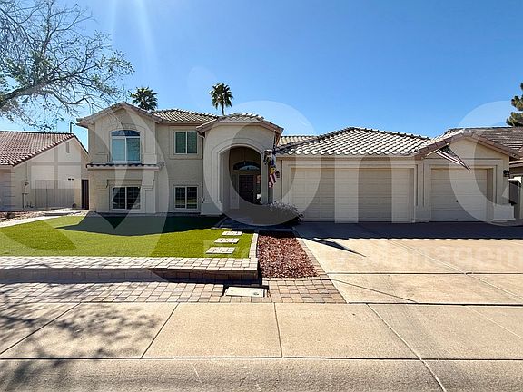 3rd image of 1037 E Southshore Dr #2