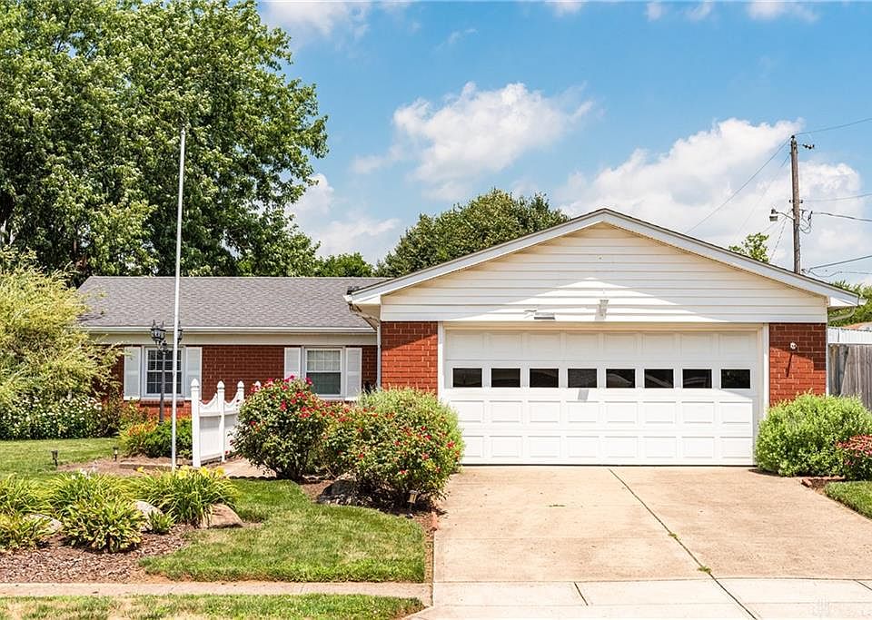 1st image of 301 Villa Dr