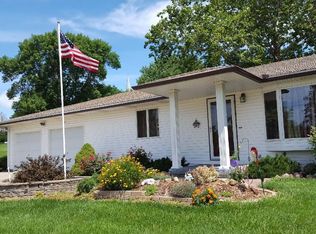 701 Frankfort St, Stanton, IA 51573