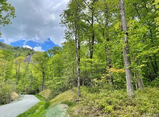 76 Flagstone Rd, Cashiers, NC 28717