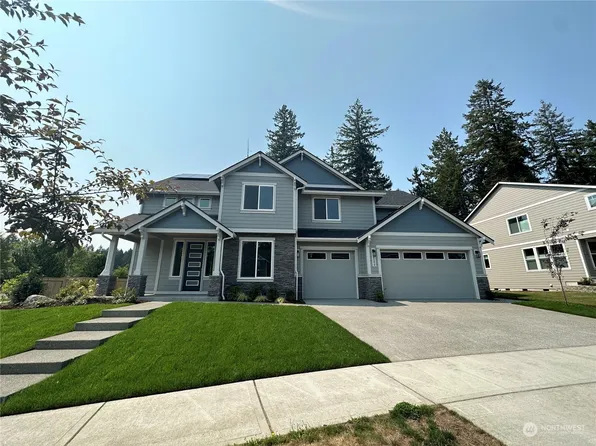 4209 Caddyshack Drive NE, Lacey, WA 98516