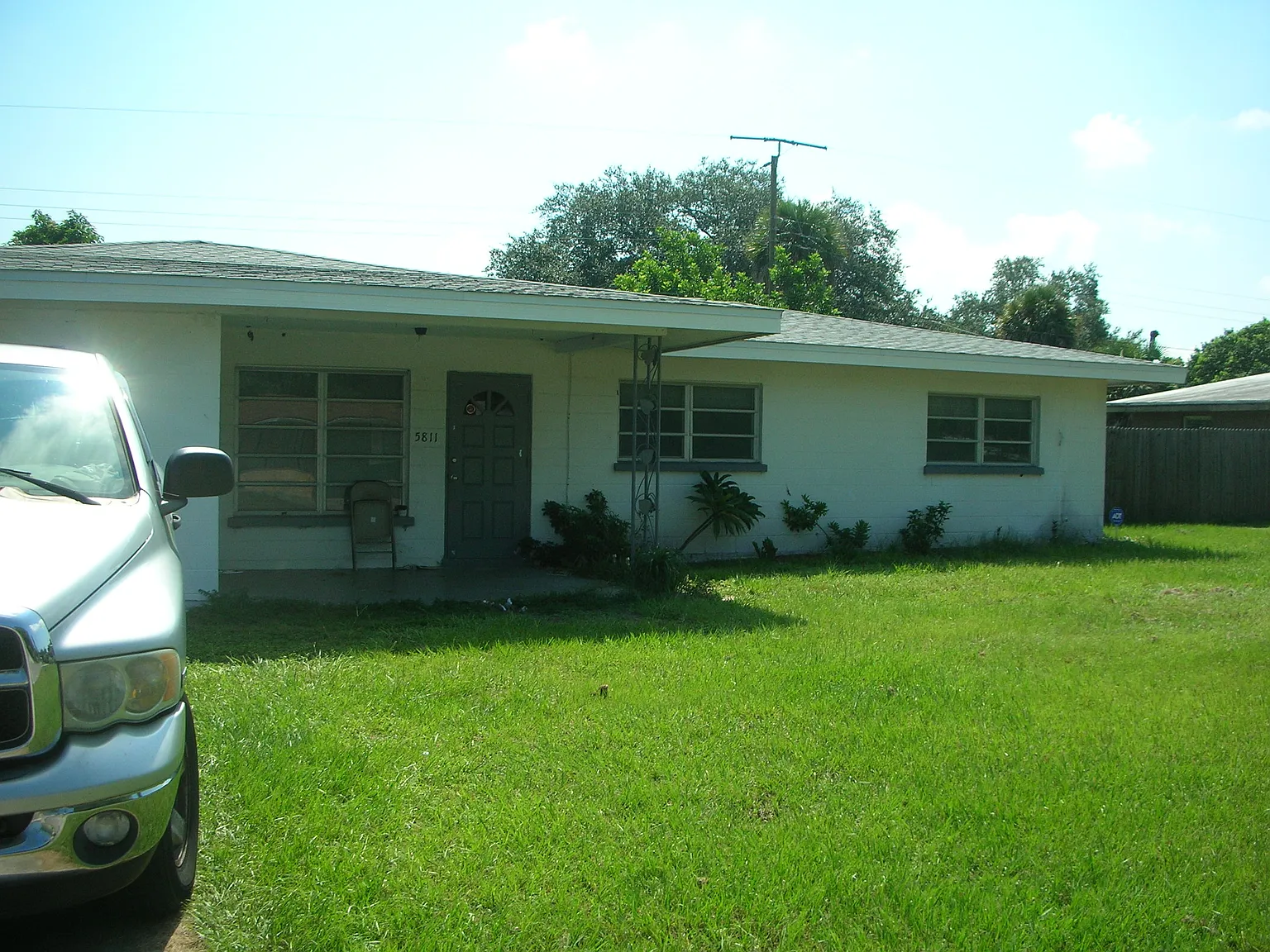 24th Street Ct W, Bradenton — Photo 2