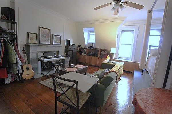 1st image of 136 W 71st St APT 5F
