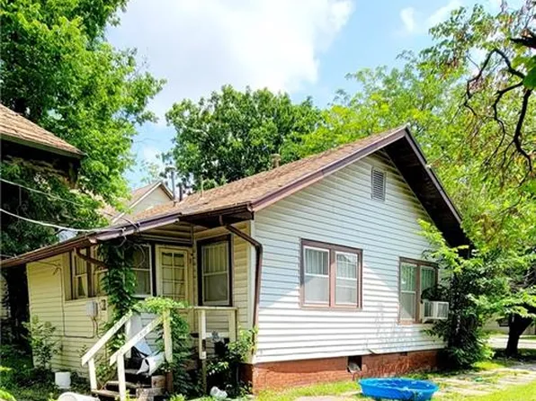 710 N Jefferson Ave, Iola, KS 66749