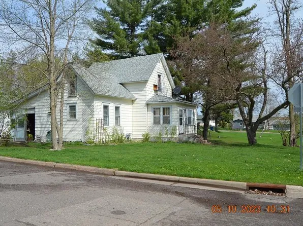515 S Robert St, Grantsburg, WI 54840