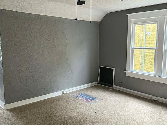 4th image of 308 Lebanon Ave #308